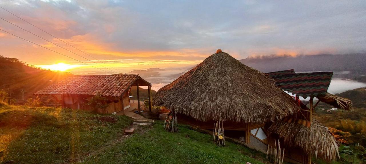 Ecohotel Soplo Del Tambo โกกอร์นา ภายนอก รูปภาพ